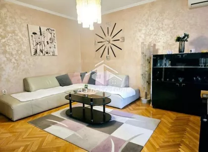 Slavija | 4zida.rs