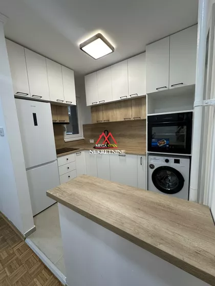 Bulevar Cara Lazara | 4zida.rs