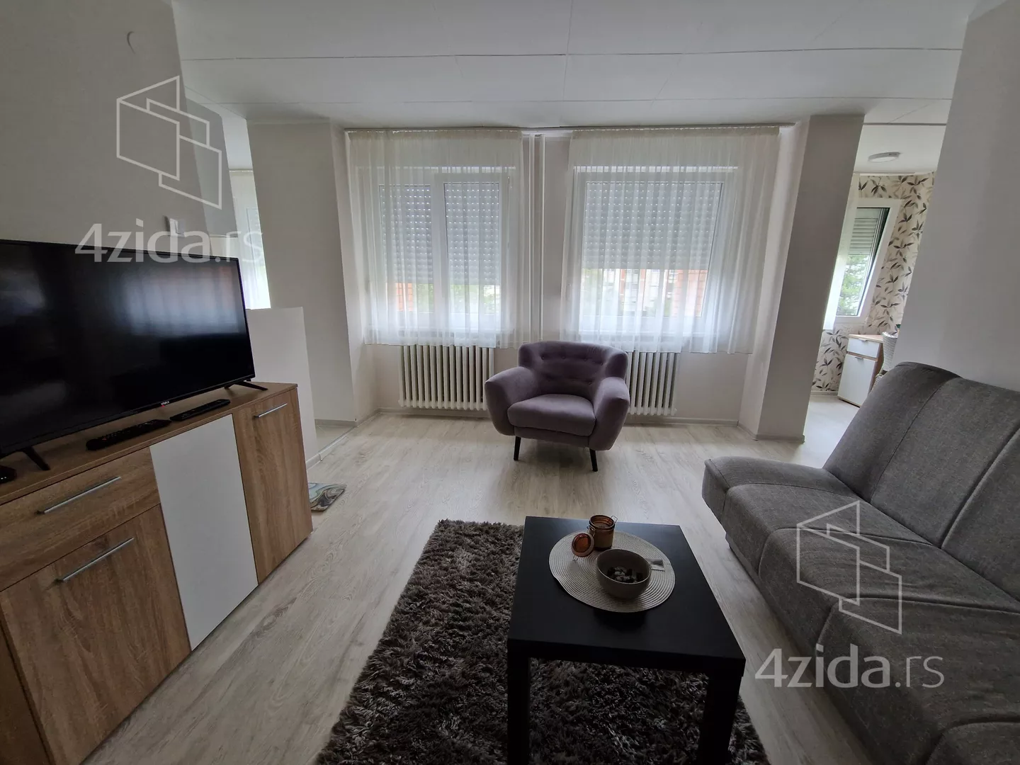 Jednoiposoban stan | 4zida