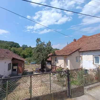 Okolne lokacije | 4zida.rs