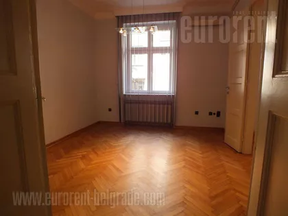 HILANDARSKA OKOLINA | 4zida.rs