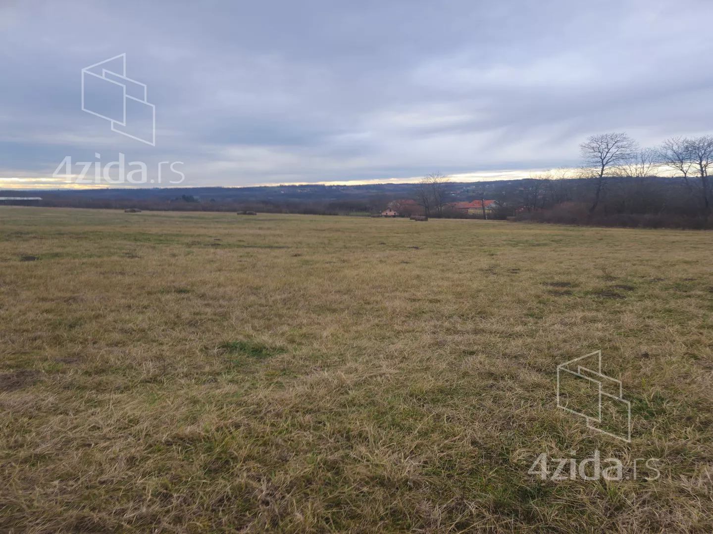 Građevinsko zemljište | 4zida