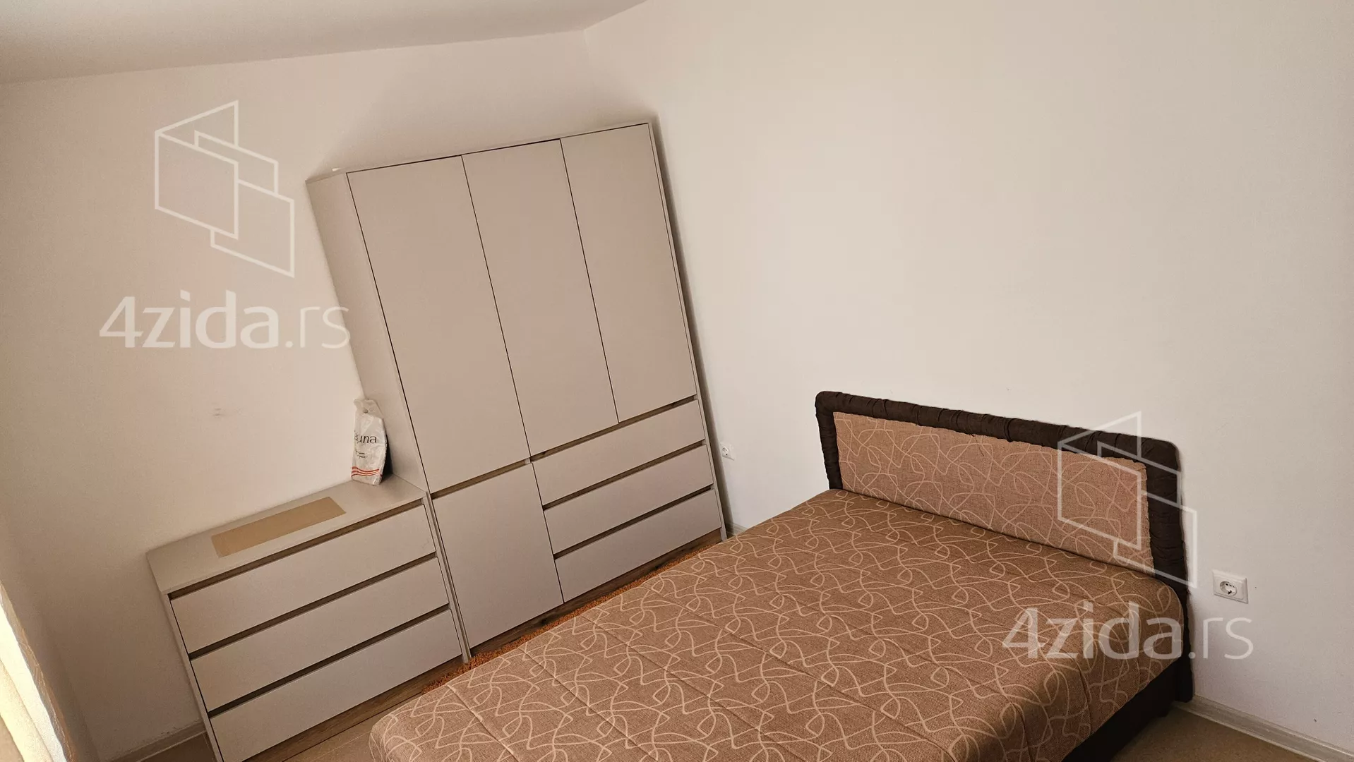 Сдается трехкомнатная квартира, Orašačka 1, 350€, 64m² — фото