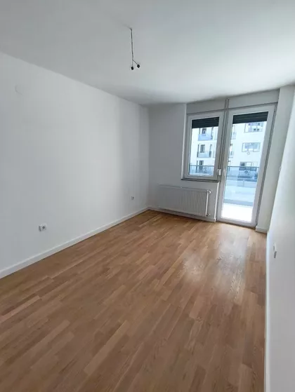 Cara Dušana 69 | 4zida.rs