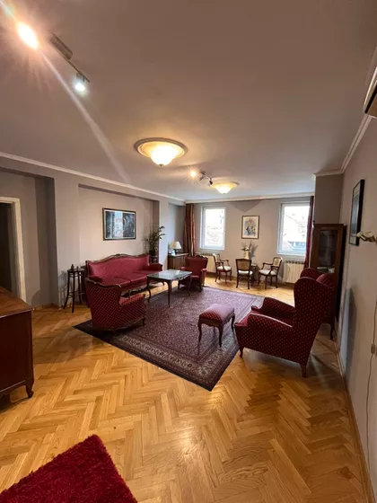 Nikolaja Hartviga | 4zida.rs