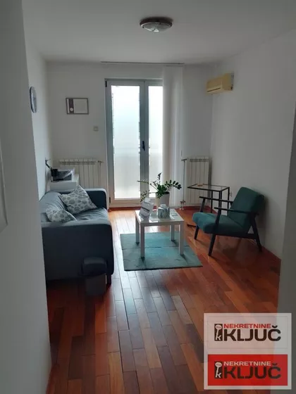 Bulevar Oslobođenja | 4zida.rs