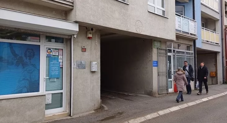 Parking | 4zida