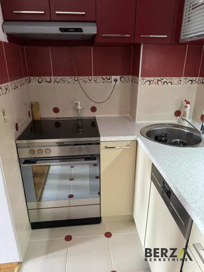 Bulevar Patrijarha Pavla (Somborski Bulevar) | 4zida.rs