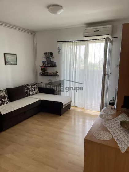 Labudovo Brdo | 4zida.rs