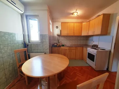 Žitni Trg | 4zida.rs