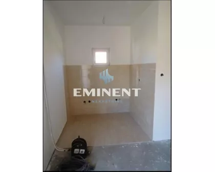 Surčinski put | 4zida.rs