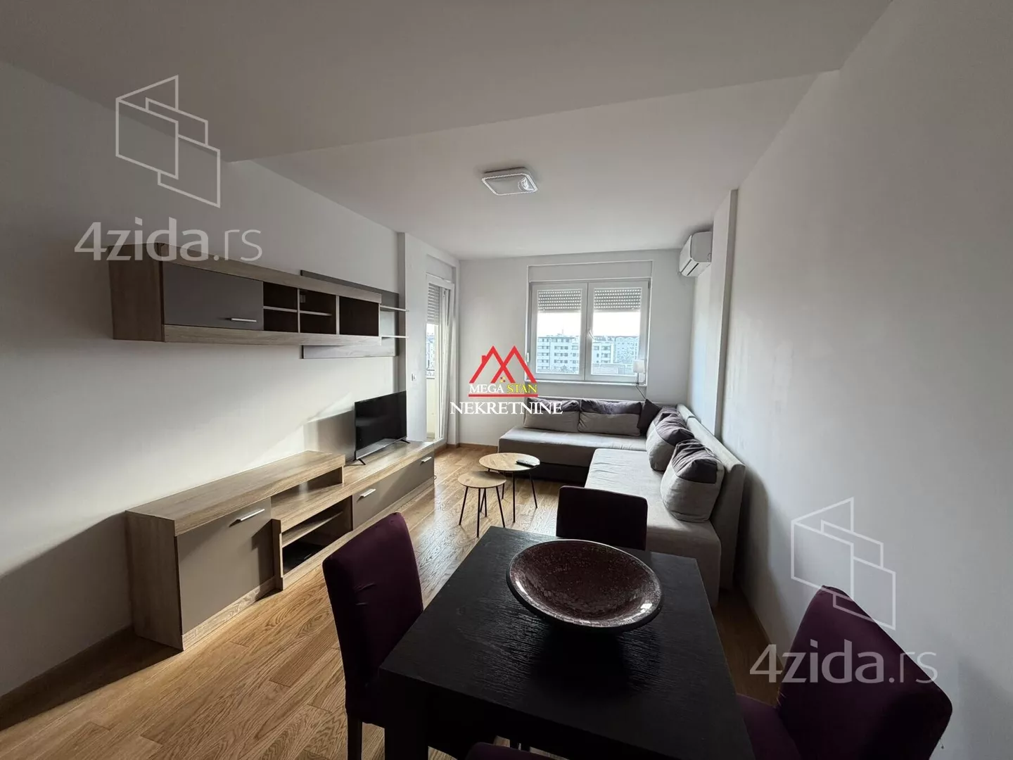 Jednoiposoban stan | 4zida