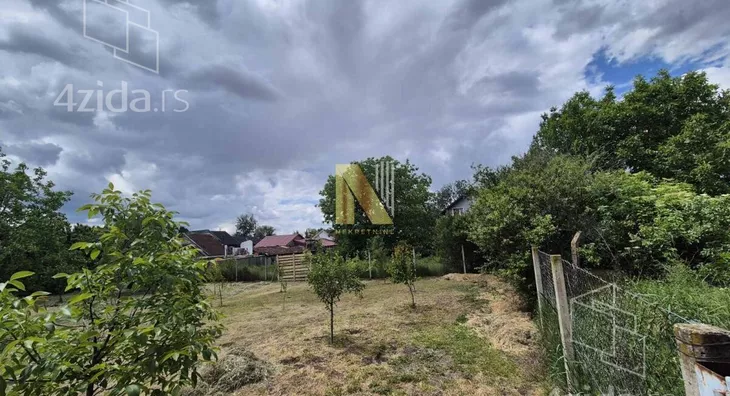 Plac | 4zida