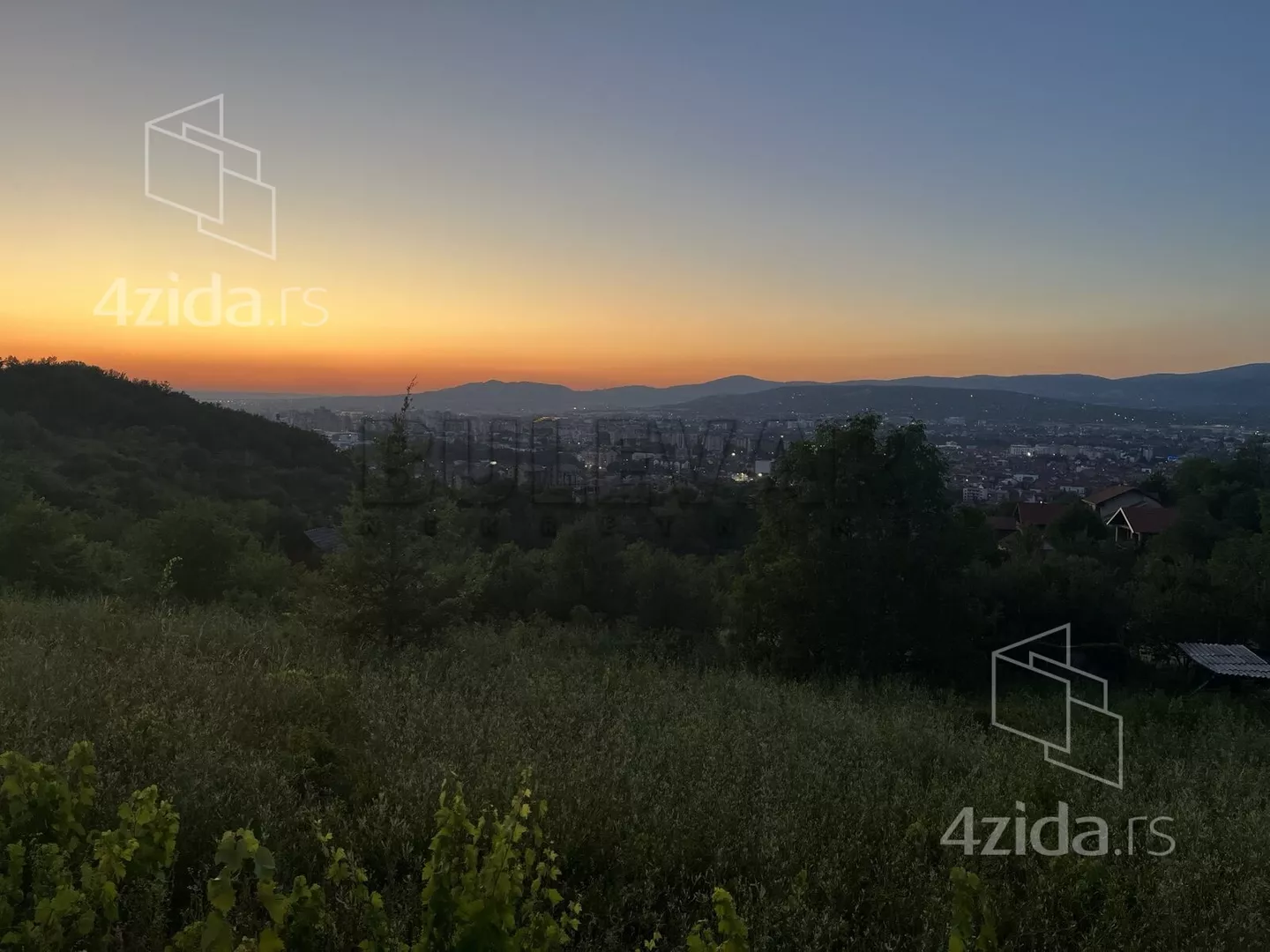 Građevinsko zemljište | 4zida