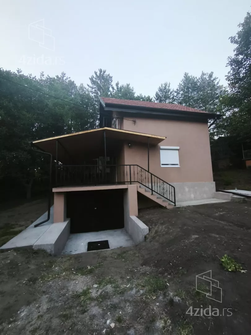 4-etažna kuća | 4zida