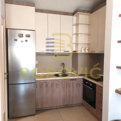 Kalenić pijaca | 4zida.rs