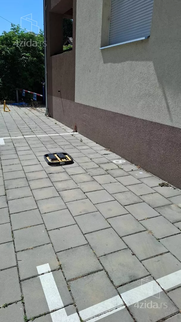 Parking | 4zida