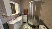 Sedmosoban stan | 4zida