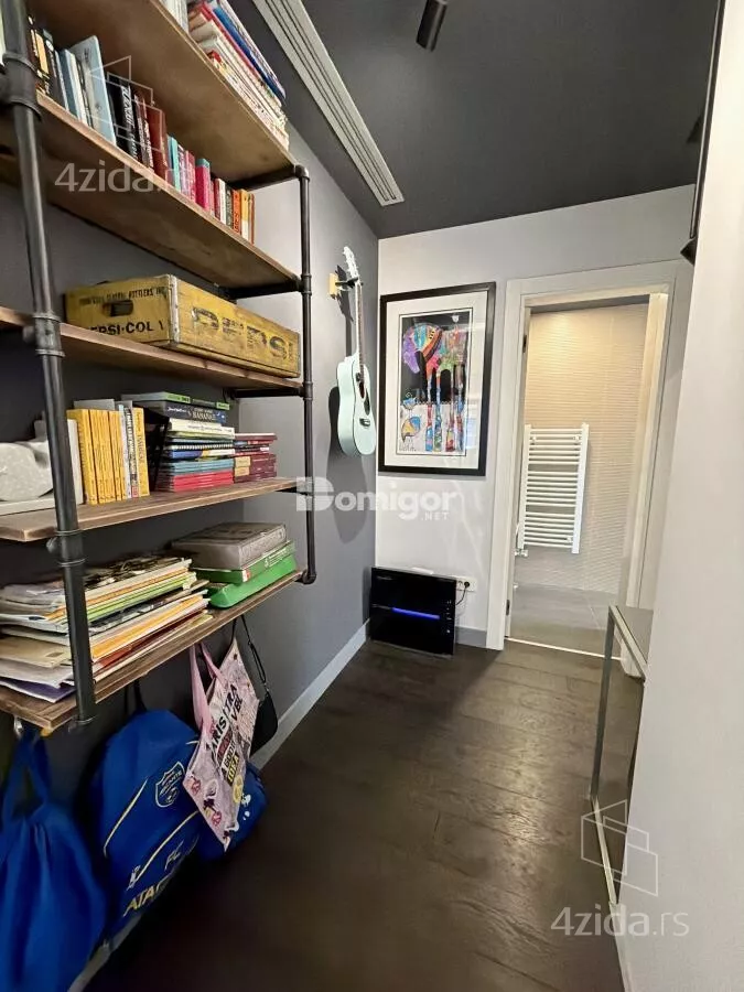 Četvoroiposoban stan | 4zida