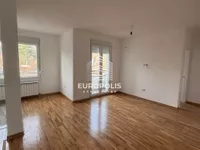 Centar, Rakovica opština, Beograd | 4zida.rs