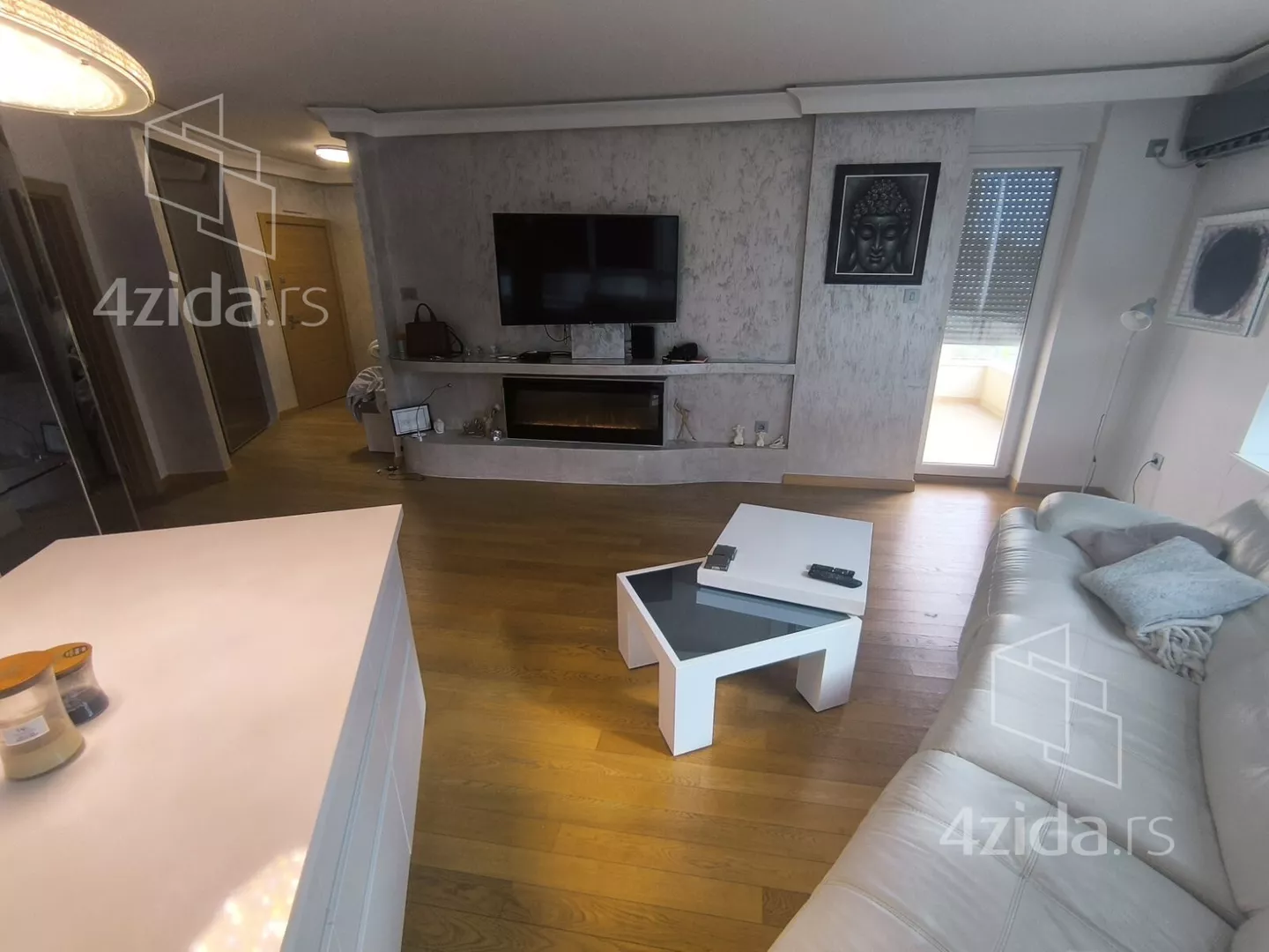 Troiposoban stan | 4zida