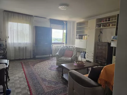 Julino Brdo, Čukarica opština, Beograd | 4zida.rs