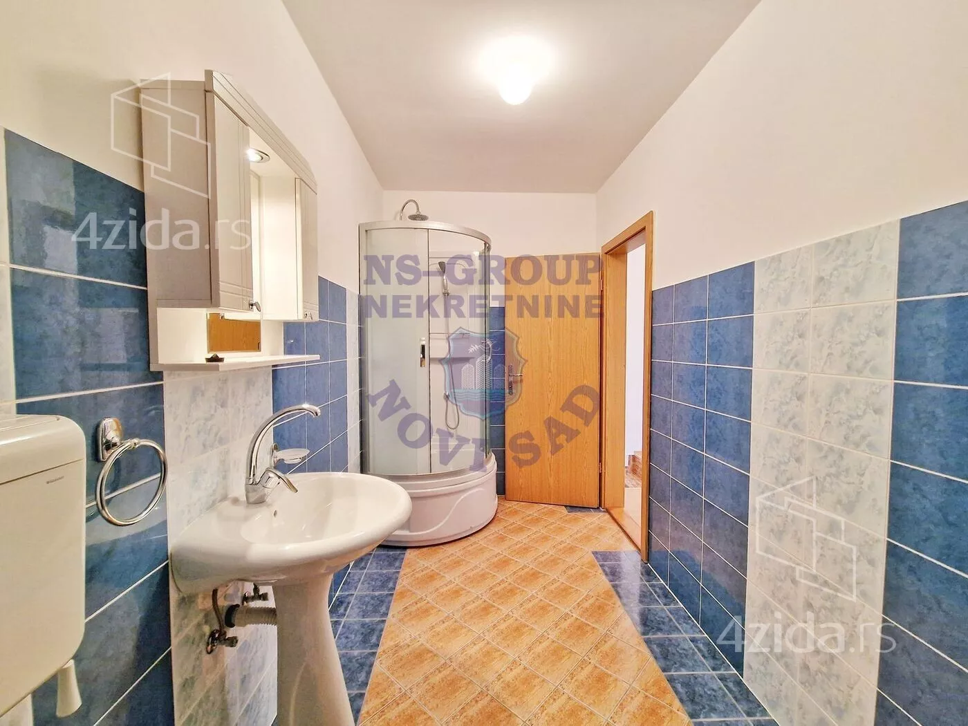 Petosoban stan | 4zida