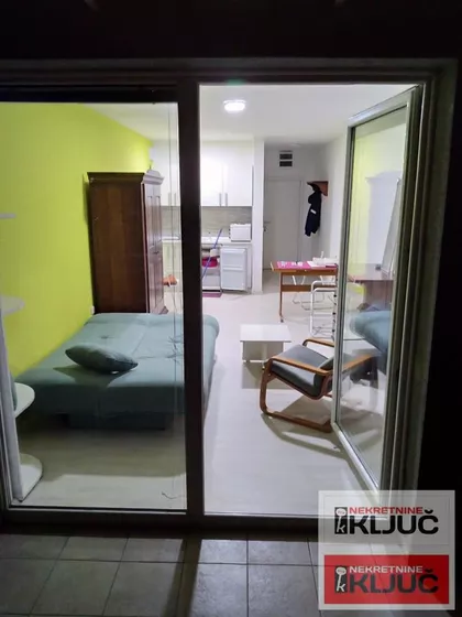 Bulevar Patrijarha Pavla (Somborski Bulevar) | 4zida.rs