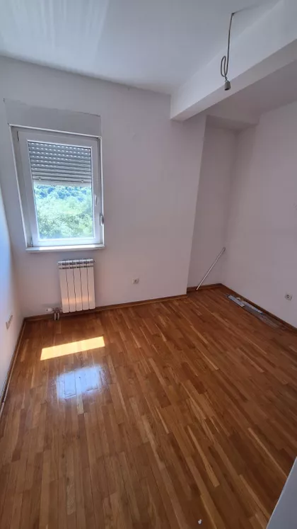 Petra Konjovića bb | 4zida.rs