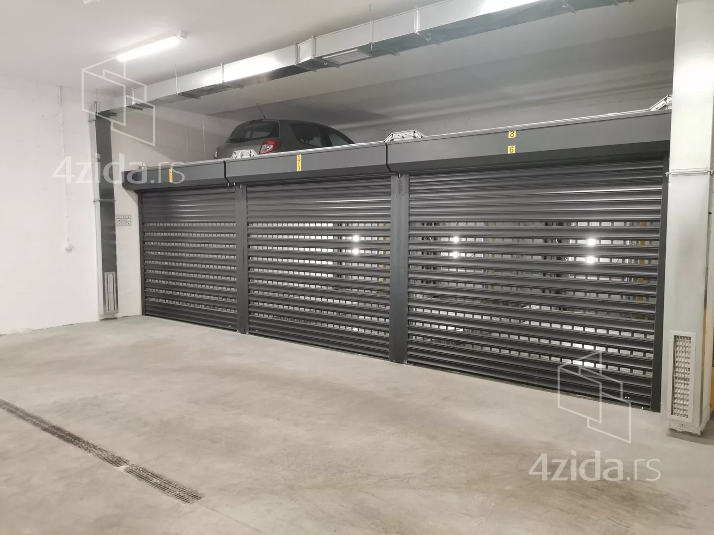 Garaža | 4zida