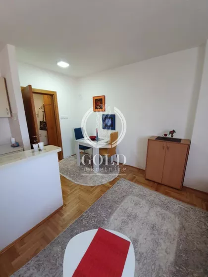 Braće Ribnikar | 4zida.rs