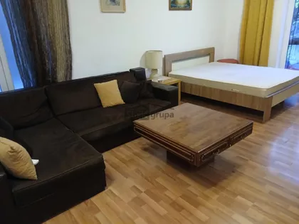 Herceg Stjepana | 4zida.rs