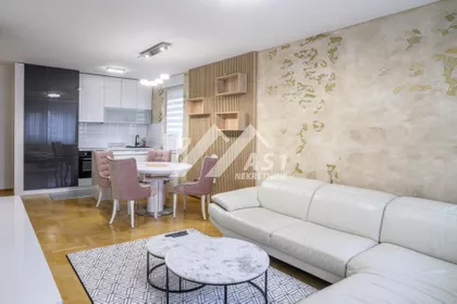 Ognjena Price | 4zida.rs