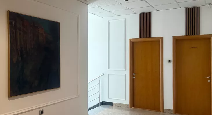 Poslovna zgrada | 4zida