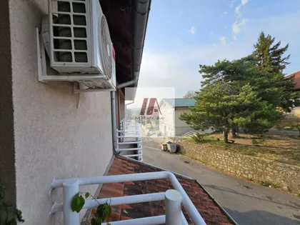 Trg Bratstva I Jedinstva | 4zida.rs