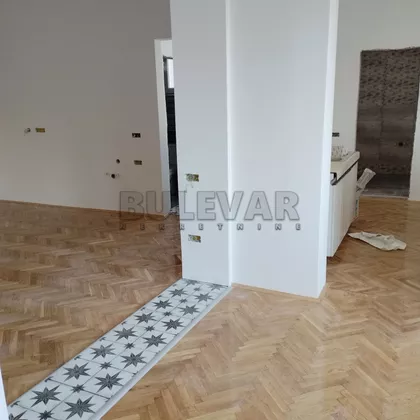 Prvomajska | 4zida.rs