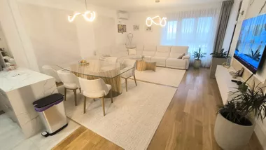 Tadije Sondermajera