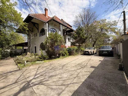 Andre Nikolića | 4zida.rs