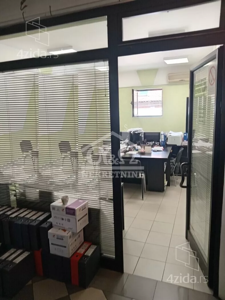 Poslovni prostor | 4zida