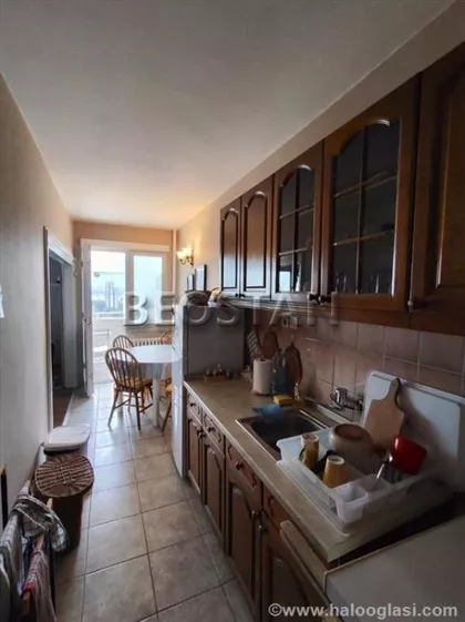 Pere Segedinca | 4zida.rs