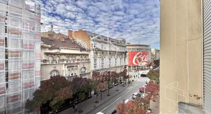 Četvoroiposoban stan | 4zida