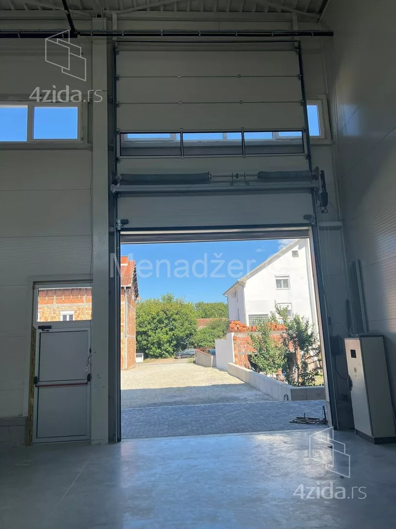 Poslovni prostor | 4zida