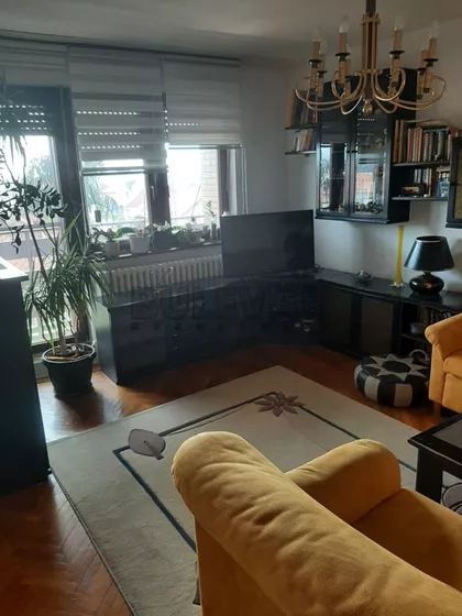 Bulevar Nemanjića | 4zida.rs
