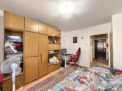 Dvoržakova | 4zida.rs