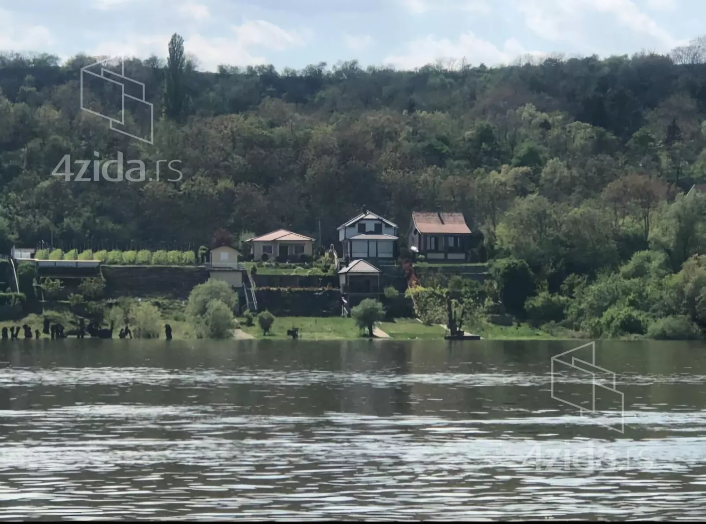 Građevinsko zemljište | 4zida