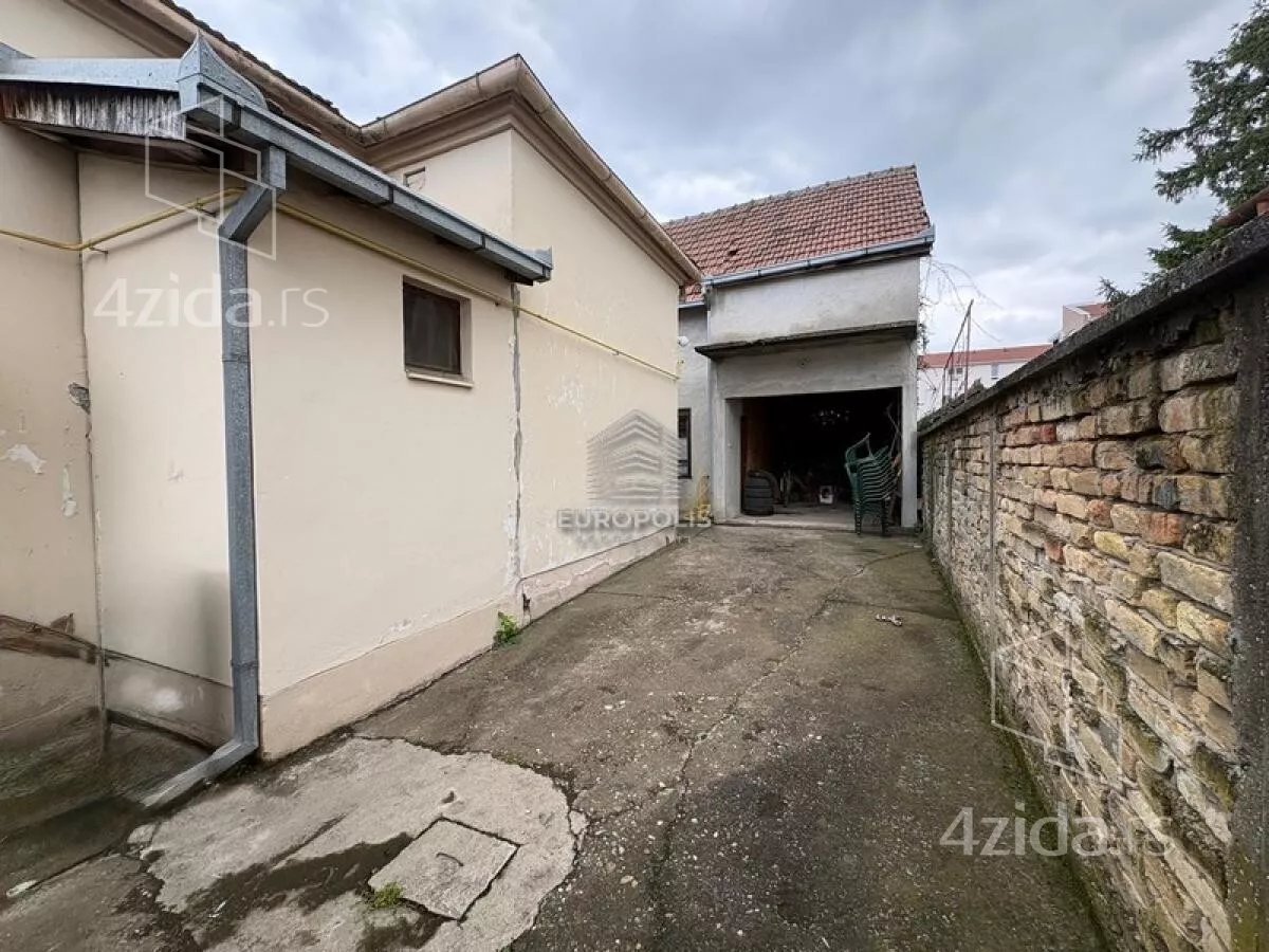 Kuća | 4zida