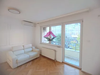 Novosadskog sajma | 4zida.rs