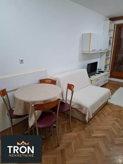 Nemanjina | 4zida.rs