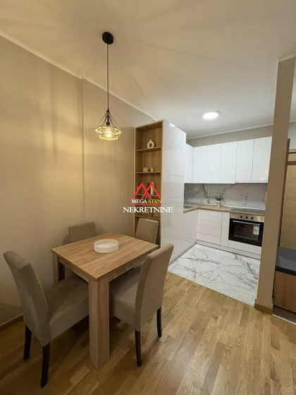 Gorana Jojića | 4zida.rs