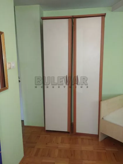 Trg Pavla Stojkovića | 4zida.rs
